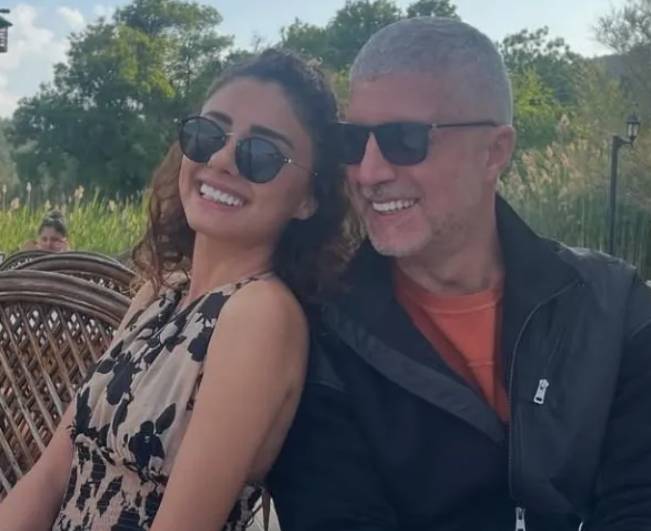 Özcan Deniz ile kardeşi arasında sular durulmuyor! Karısı siteye sokmadı 1